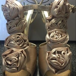 Steve Madden P-Dyno Champagne Satin BLUSH🌹 heels